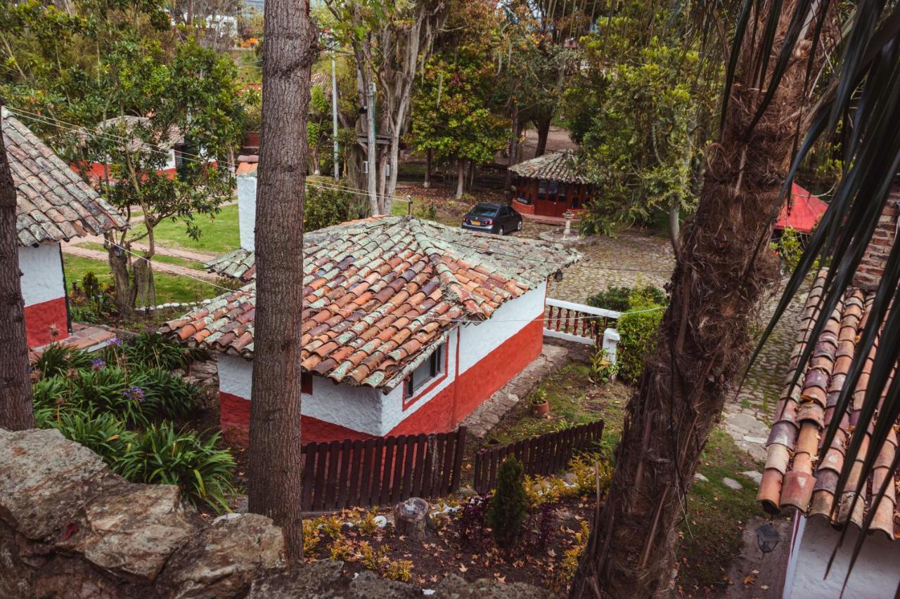Chía Hotel Y Centro De Convenciones Pueblito De Yerbabuena Paraiso Natural מראה חיצוני תמונה